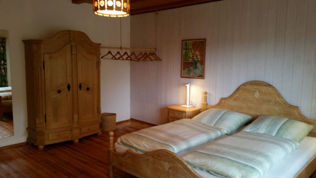 Schlafzimmer 1 / bedroom 1