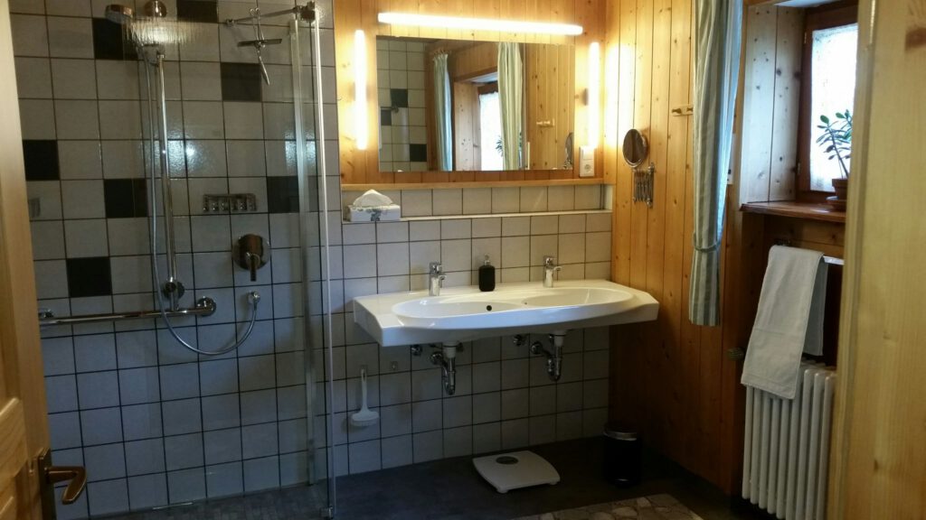 Badezimmer / bathroom